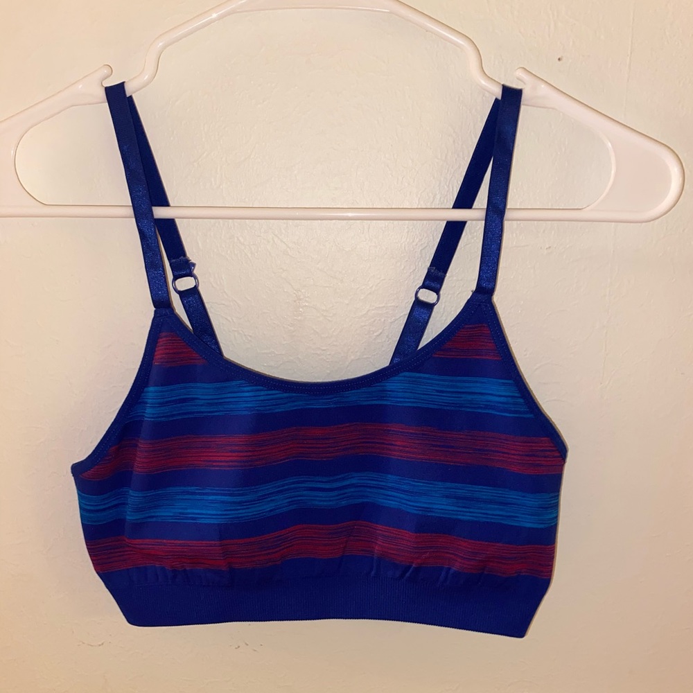 Women’s sports bra